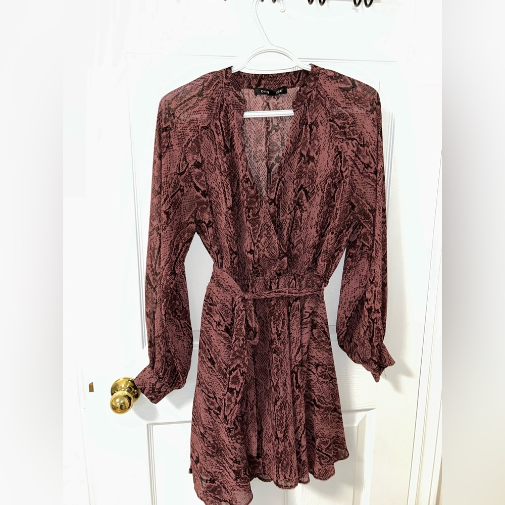 Beautiful Women’s Dynamite Dress- Excellent Condition, Size Small
